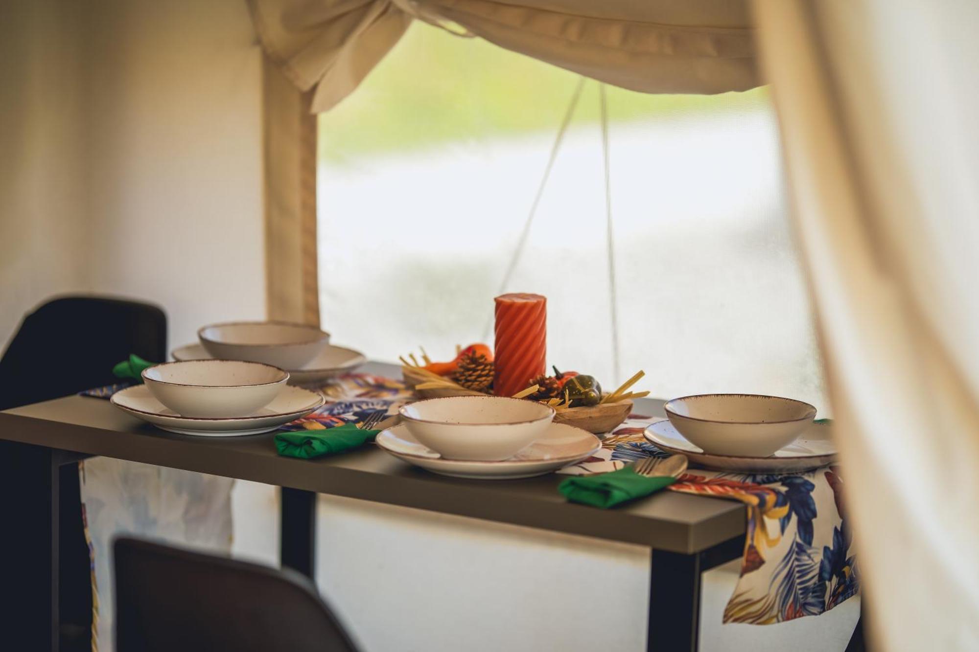 Готель Glamping Pod Gwiazdami Pietrusza Wola Екстер'єр фото